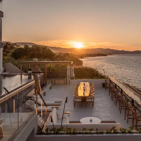 Callisto Azzure *