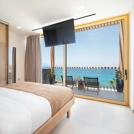 וילה Callisto Azzure