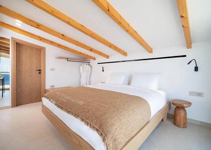 Callisto Azzure Plános